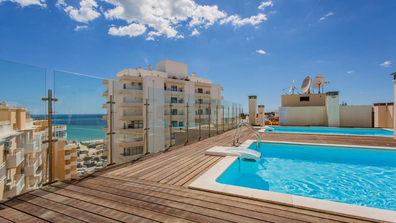 Magnificent 2Bdr Apartment W/ Ac & Pool - 2Min From Beach - By Lovelystay Armacao de Pera Exterior photo